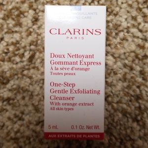 3 for $10 🌟 Clarins Exfoliating Cleanser